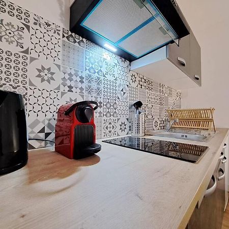 Verone, Charmant Studio Reims Exteriör bild